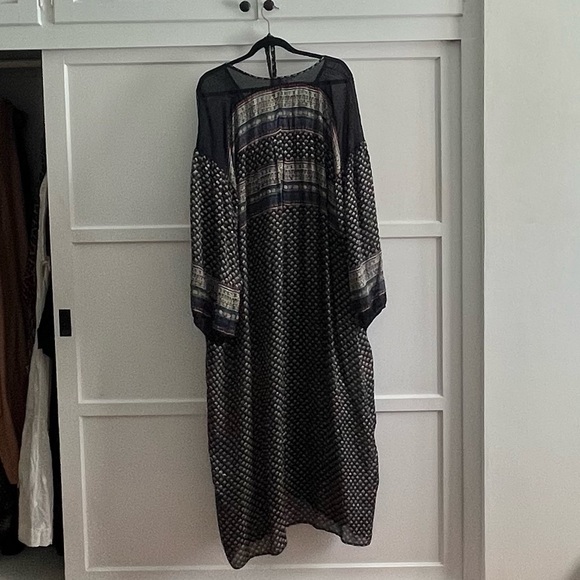 Doen 100% Silk Maxi Dress - Picture 6 of 10